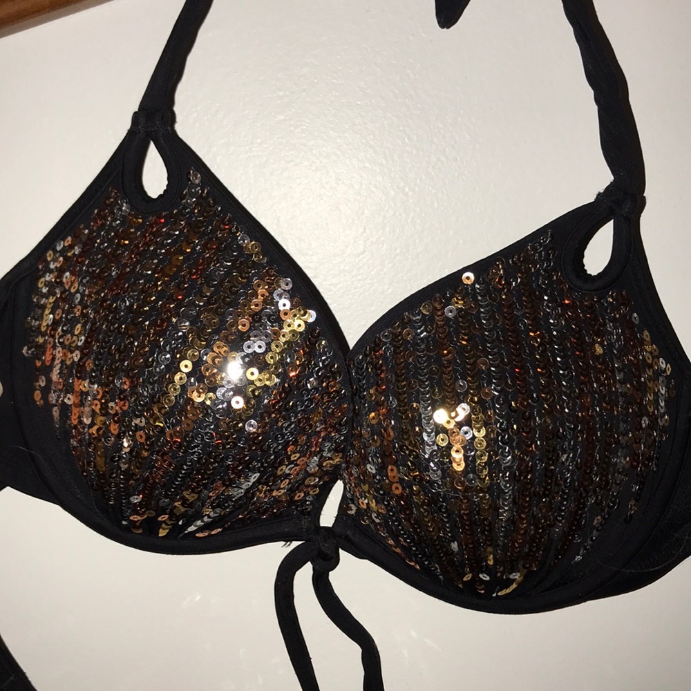 bikini top